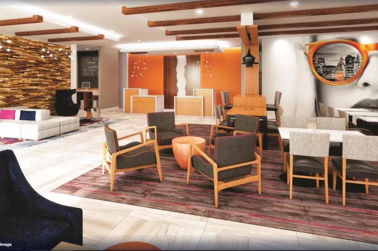 La Quinta Inn & Suites Limon By Wyndham Exterior photo